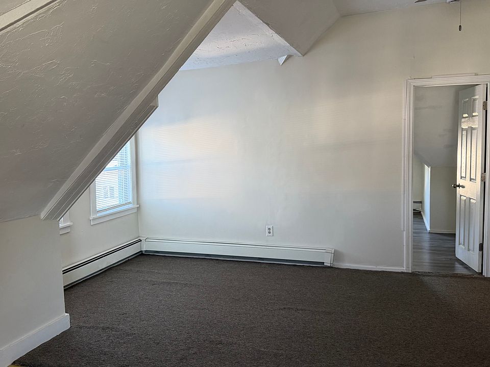 2nd image of 655 Westford St #6