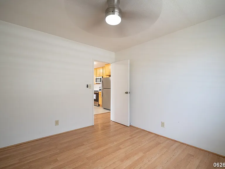 1725 Olona Ln — Photo 13