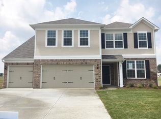 8901 River Ridge Dr, Brownsburg, IN 46112