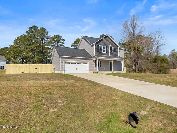 2nd image of 405 Reno Place