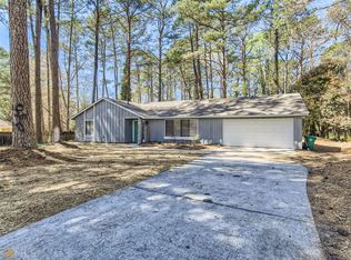 989 S Deshon Rd, Lithonia, GA 30058