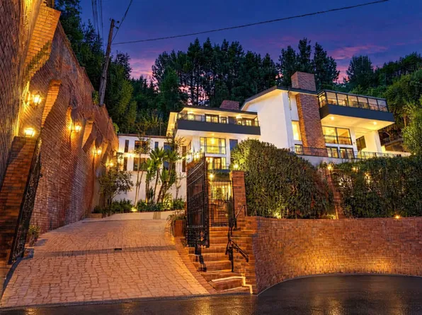 1242 Angelo Dr, Beverly Hills, CA 90210