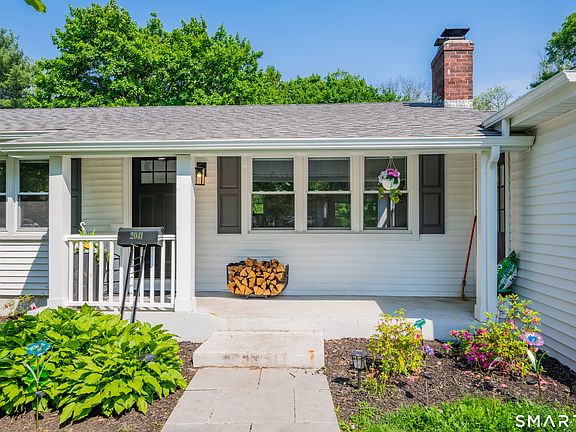 2nd image of 2041 Corbin Avenue