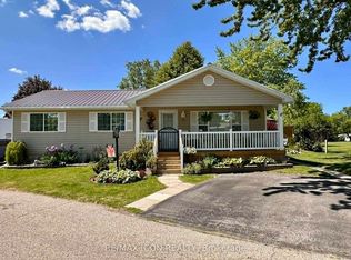 201 Biltmore Dr, South Huron, ON N0M 1T0