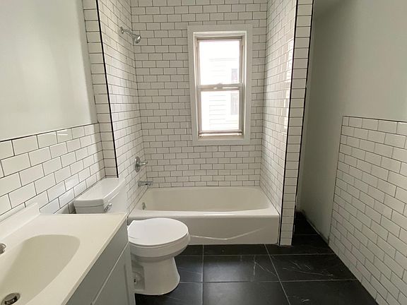 3rd image of 247 S 2nd Ave #1