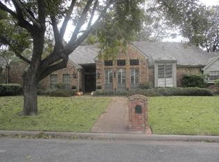 6034 Walnut Hill Cir, Dallas, TX 75230