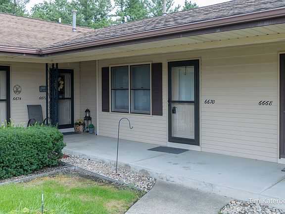 2nd image of 6670 N Wentward Ct #66