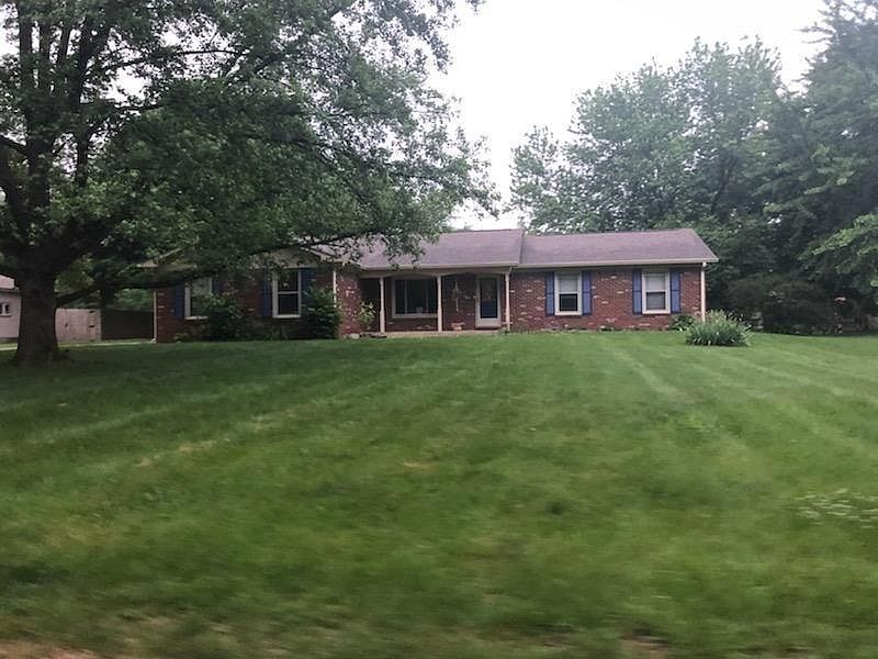 2nd image of 7968 Oak Hill Dr