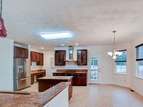 4th image of 5444 Royal Tern Ct