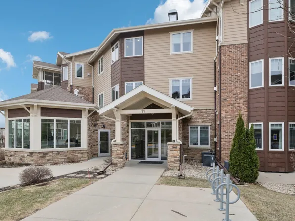 11 Glen Brk #206, Fitchburg, WI 53711