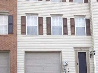 511 Rockwood Dr, Elizabethtown, PA 17022