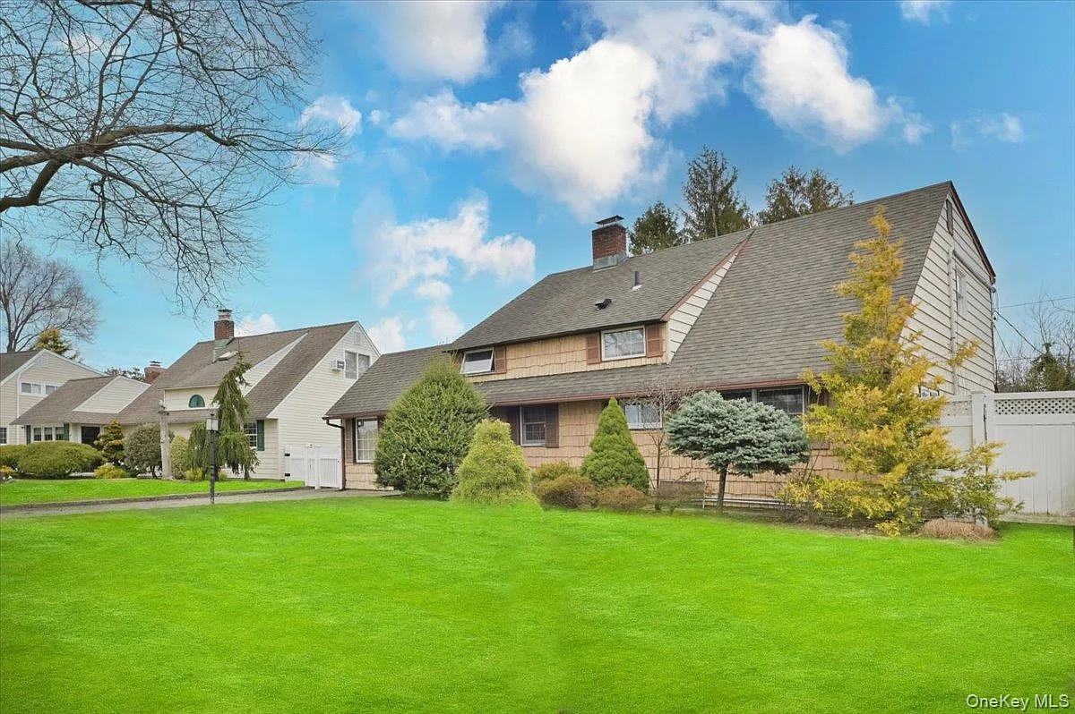 4 bed, 1.5 bath, 1747 sqft, $4,500 — Photo 3