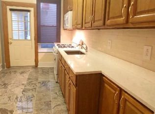 2347 24th St #2, Astoria, NY 11105