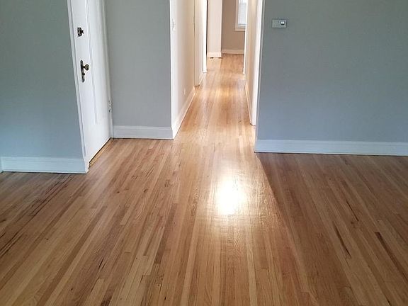 4th image of 5511 N Christiana Ave #2