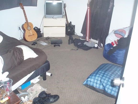 5th image of 2649 Twain Dr APT 12