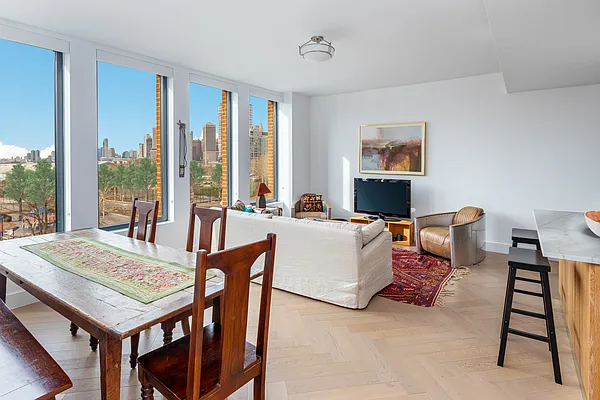 Rented by Douglas Elliman | media 16