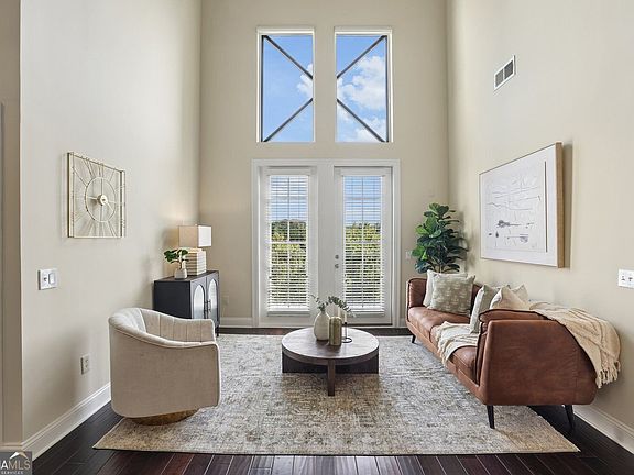 2nd image of 901 Abernathy Rd NE #6030