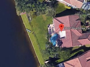 3122 Peachtree Cir, Davie, FL 33328