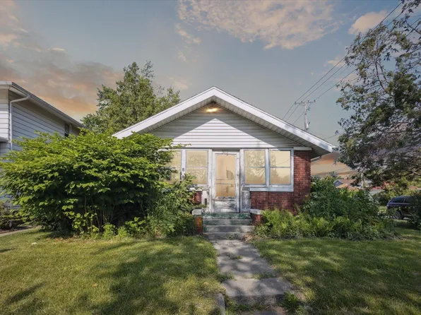 317 N Sunnyside Ave, South Bend, IN 46617
