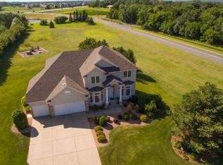 1922 Boiling Springs Cir, Shakopee, MN 55379