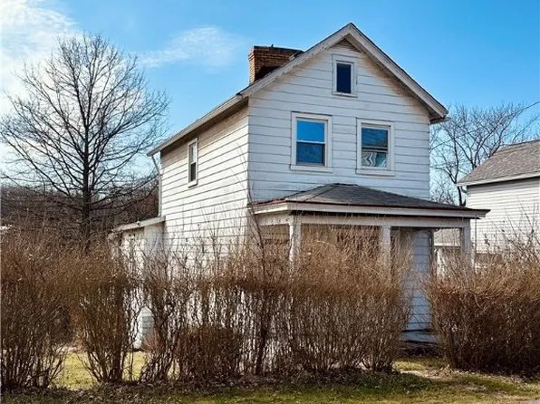 3810 Clark St, West Mifflin, PA 15122