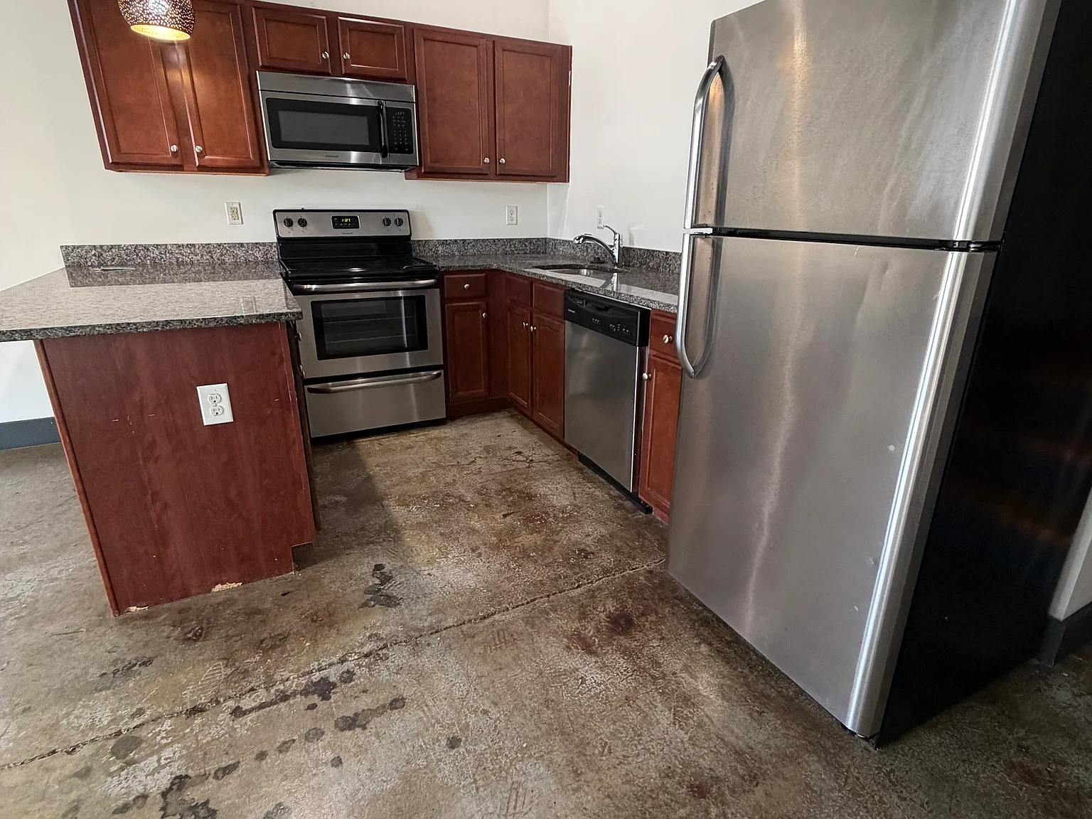 2 bed, $1,750 — Photo 4