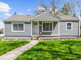 15998 Lexington, Redford, MI 48239