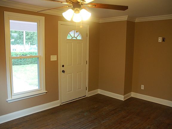 crown molding, hardwood and tv alcove