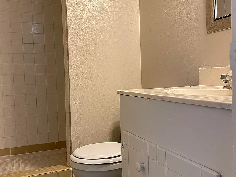 6435 Pizarro St — Photo 12