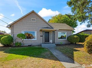 7412 S 8th St, Tacoma, WA 98465