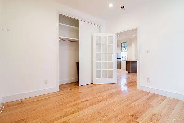 Rented by EXR | media 16