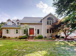 130 Greenapple Dr, Gilbertsville, KY 42044