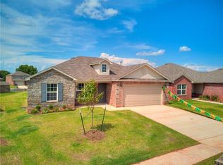 2020 W Autmn Way, Mustang, OK 73064