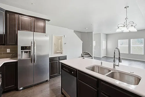 3848 Manhattan Ave #3 Photo 1