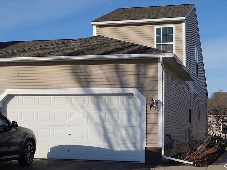 5086 Minuteman Ln — Photo 1