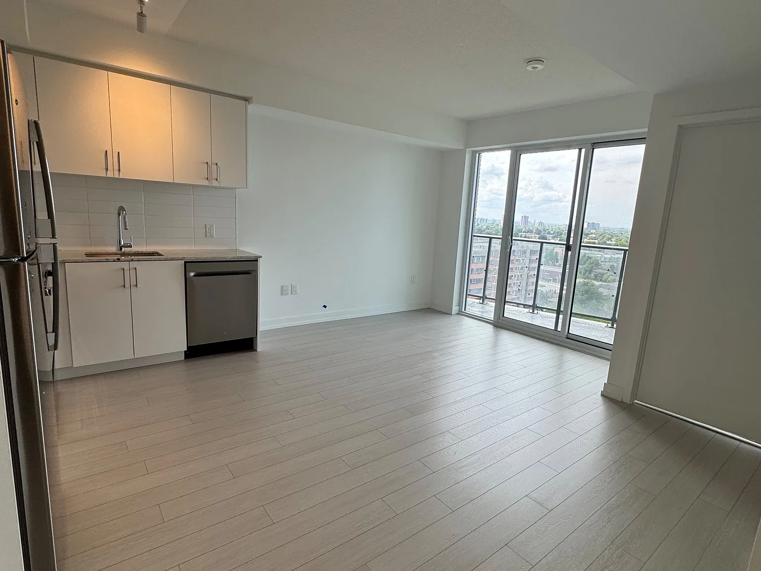 1 bed, $1,800 — Photo 3