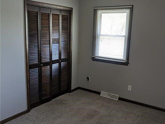 5th image of 11914 Felton St