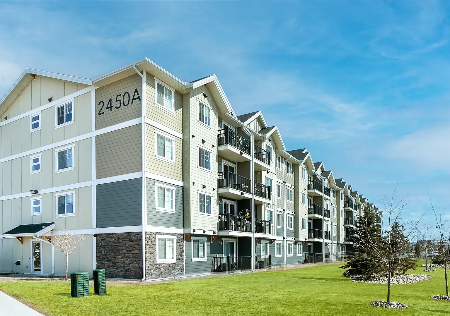 Vanier Heights — Photo 1
