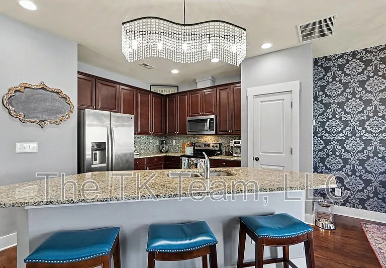 3835 Willow Green Pl #1 — Photo 9