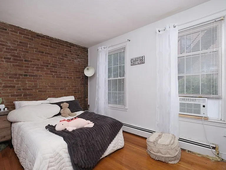 4 Wigglesworth St #1 — Photo 5