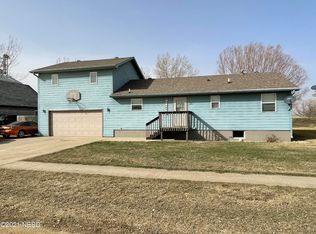 36 Burnstad Ave, Florence, SD 57235