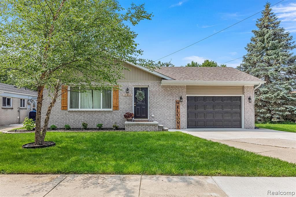 13465 Neely St, Gibraltar, MI 48173 Zillow