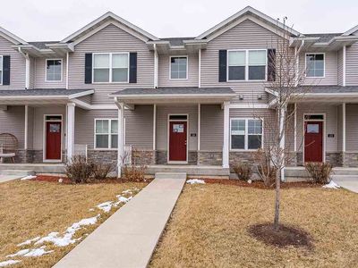 118 W 3rd St #2, Washington, IA, 52353