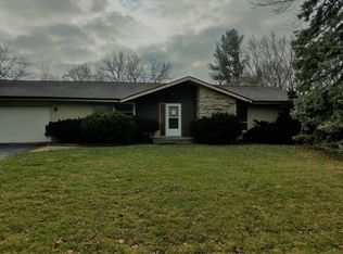 6353 Graydon Rd, Rockford, IL 61109