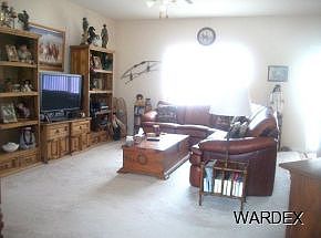 4th image of 2351 Crown Point Dr