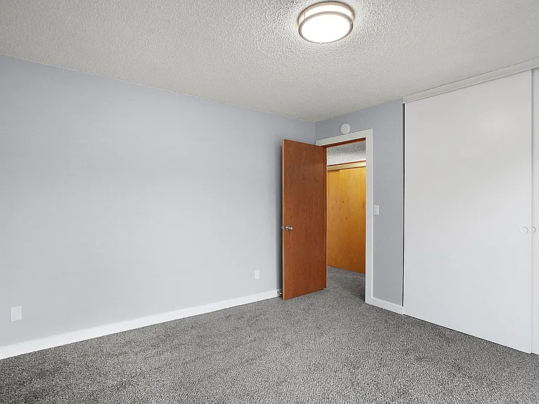 196 Molalla Ave #196 — Photo 13