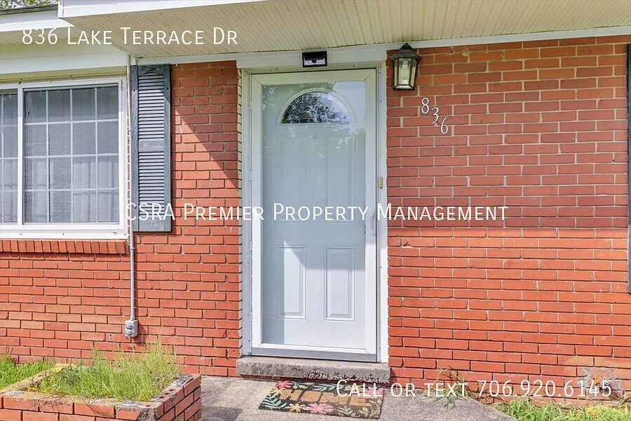 3 bed, 1200 sqft, $1,325 — Photo 4