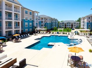 10525 Stony Bluff Dr #105, Ashland, VA