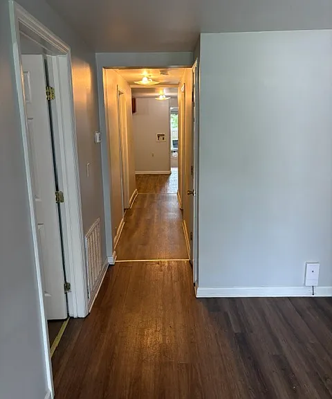 813 W Greenwood Ave — Photo 2