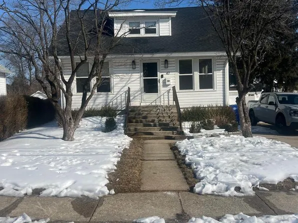 47 S Lippincott Ave, Maple Shade, NJ 08052